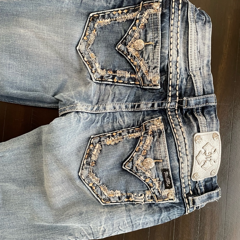 Hardly worn Miss Me Jeans - Picture 3 of 5